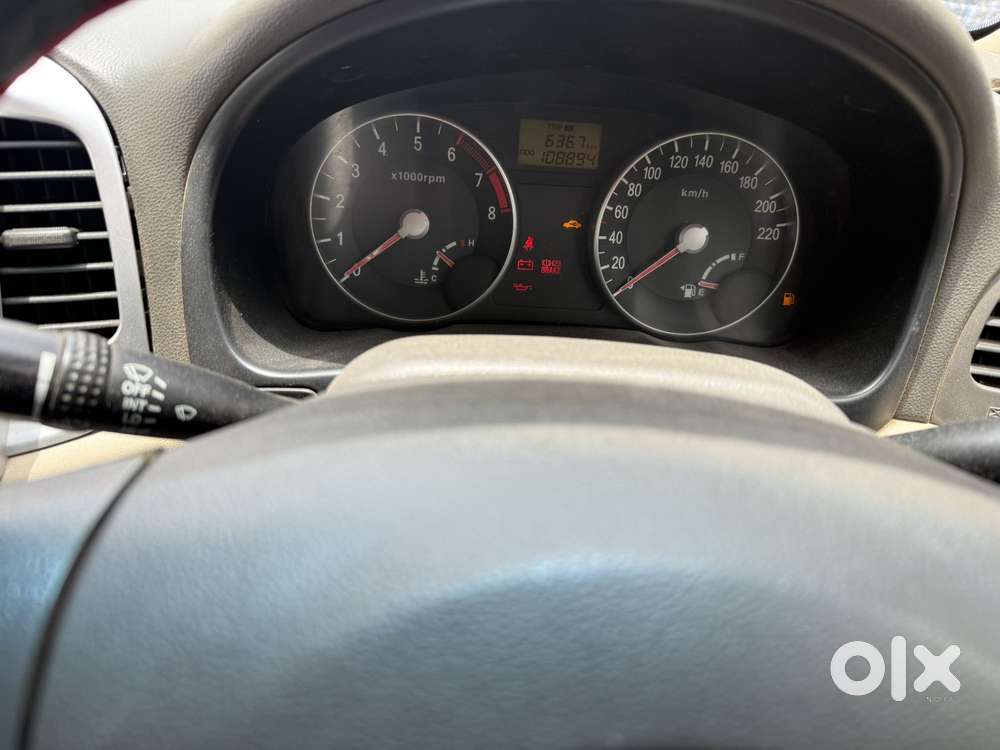 Hyundai Verna Xi (petrol), 2009, Petrol
