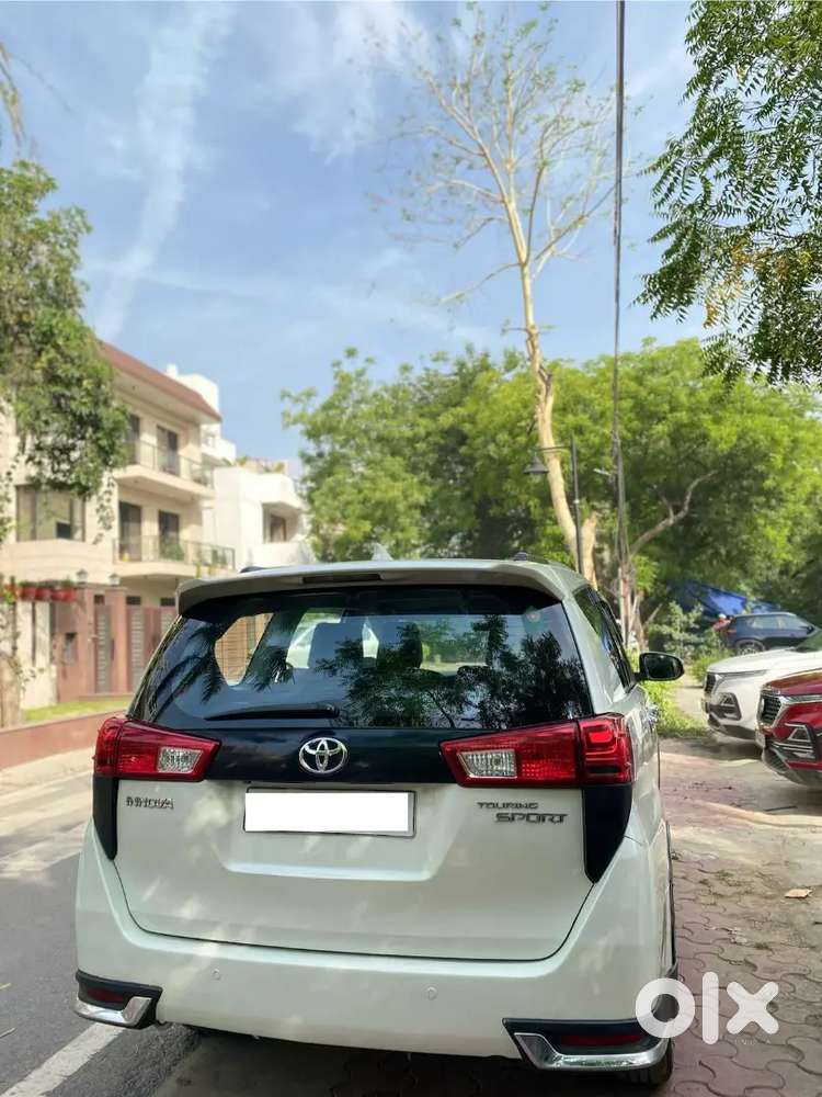 Toyota Innova Crysta Touring Sport 2017