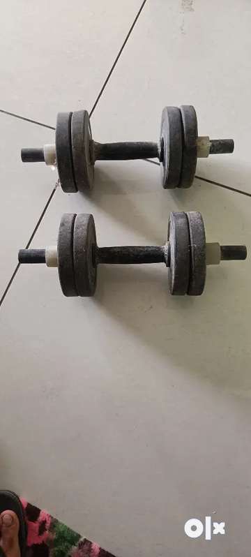 Dumbbells deals set olx