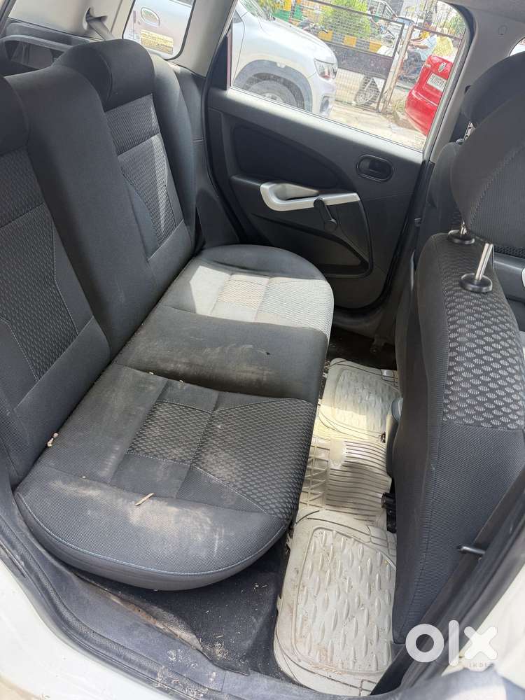 Ford Figo Diesel Titanium, 2013, Diesel