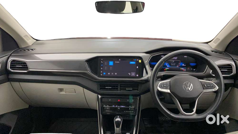 Volkswagen Taigun 1.0 Tsi Topline At, 2023, Petrol