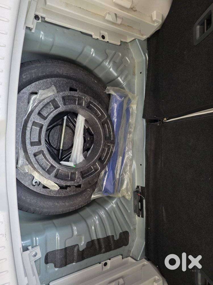 Mahindra Xuv300 W8 Option Diesel, 2022, Diesel