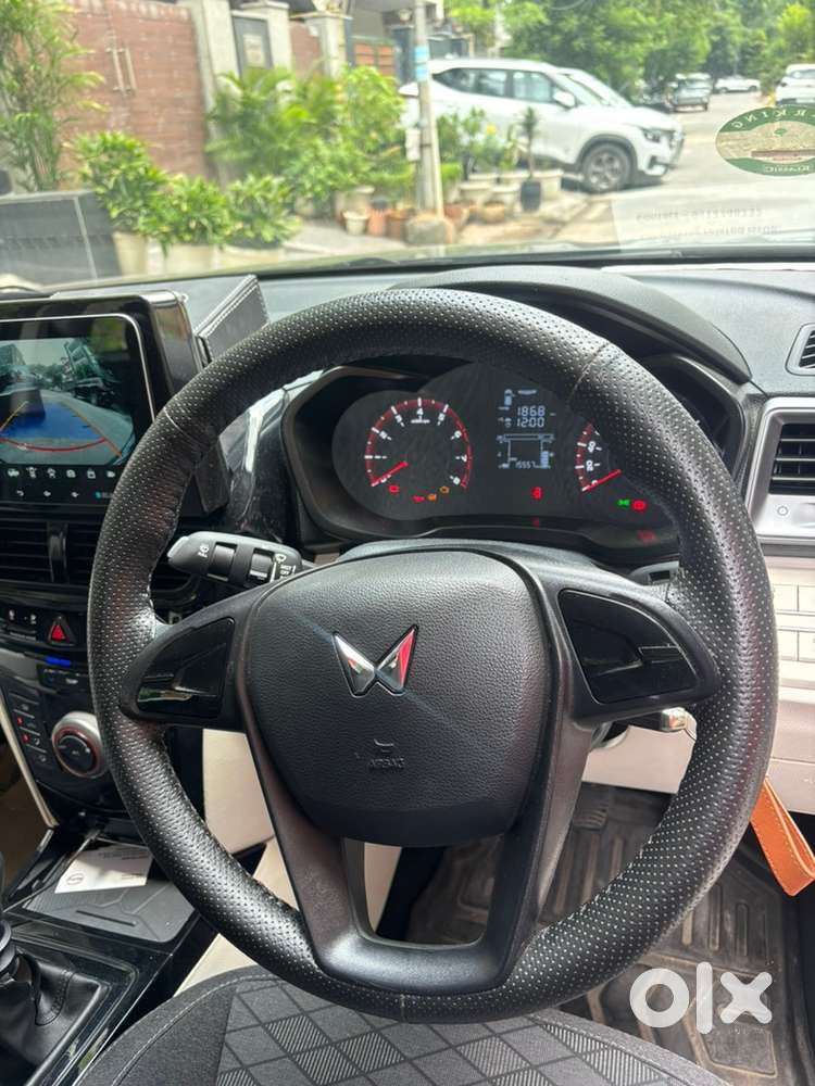 Xuv 3xo Petrol Manual Mx1