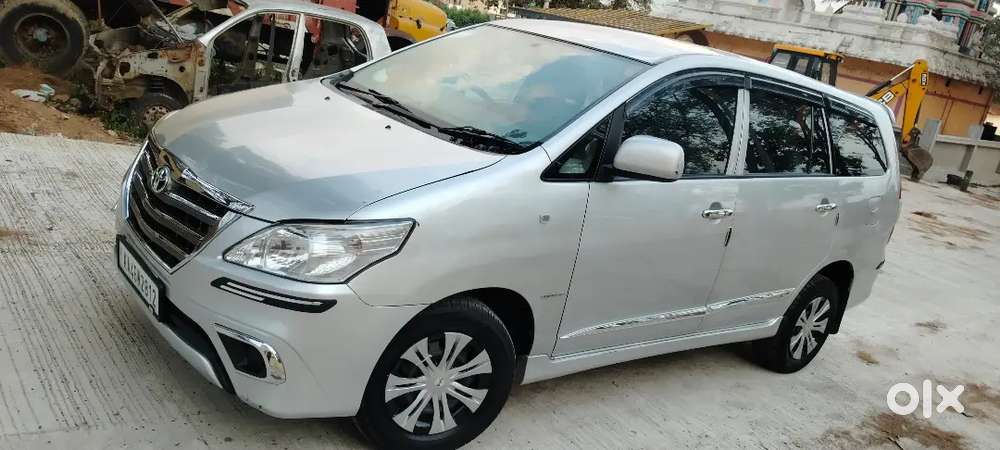 Toyota Innova Hycross 2013 Diesel Car