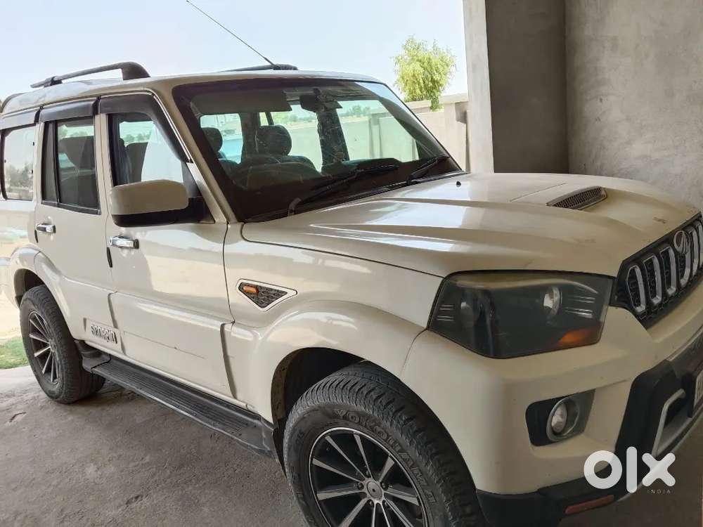 Mahindra Scorpio 2016 Diesel 128000 Km Driven