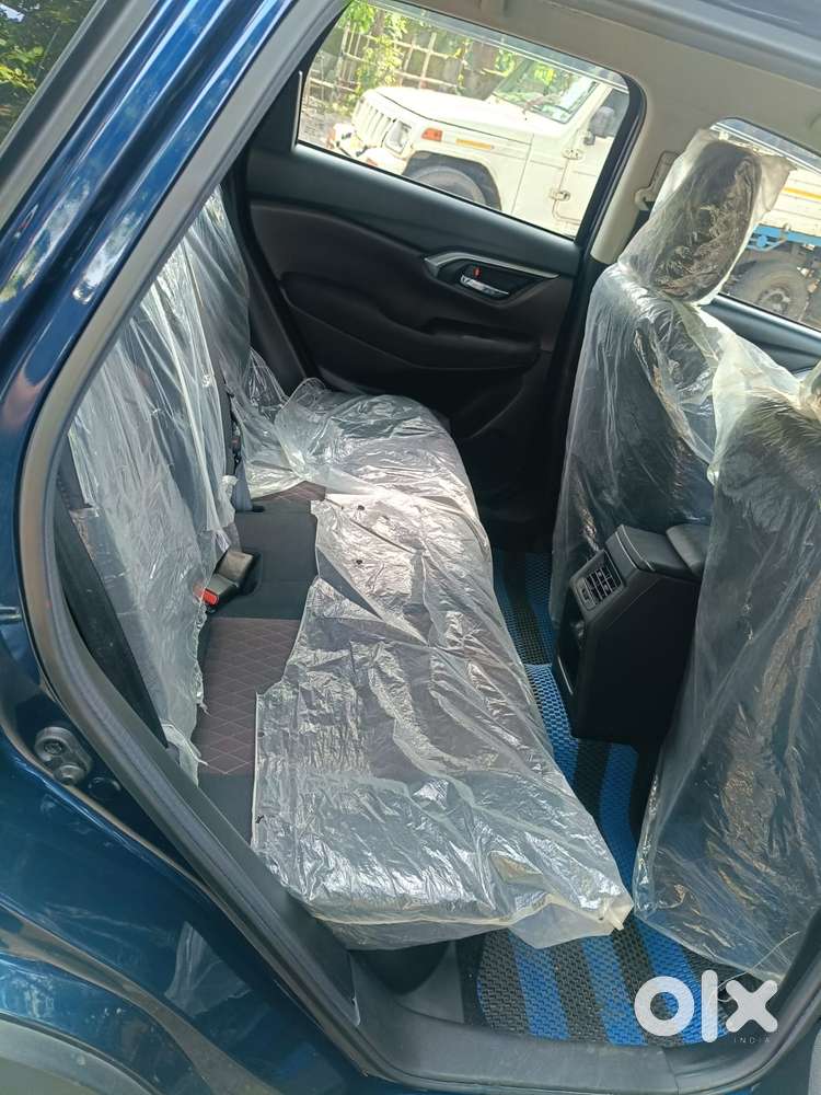 Maruti Suzuki Grand Vitara 1.5 Delta Smart Hybrid, 2023, Petrol