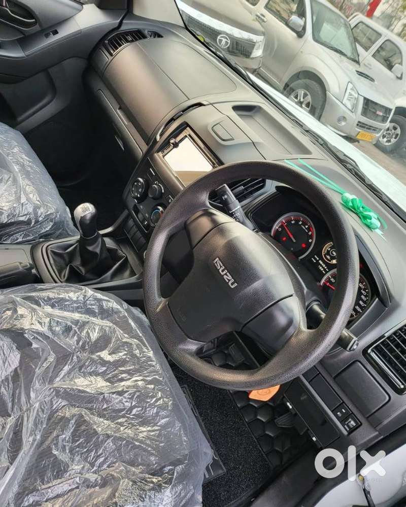 Isuzu Hi-lander 4x2 Mt, 2022, Diesel