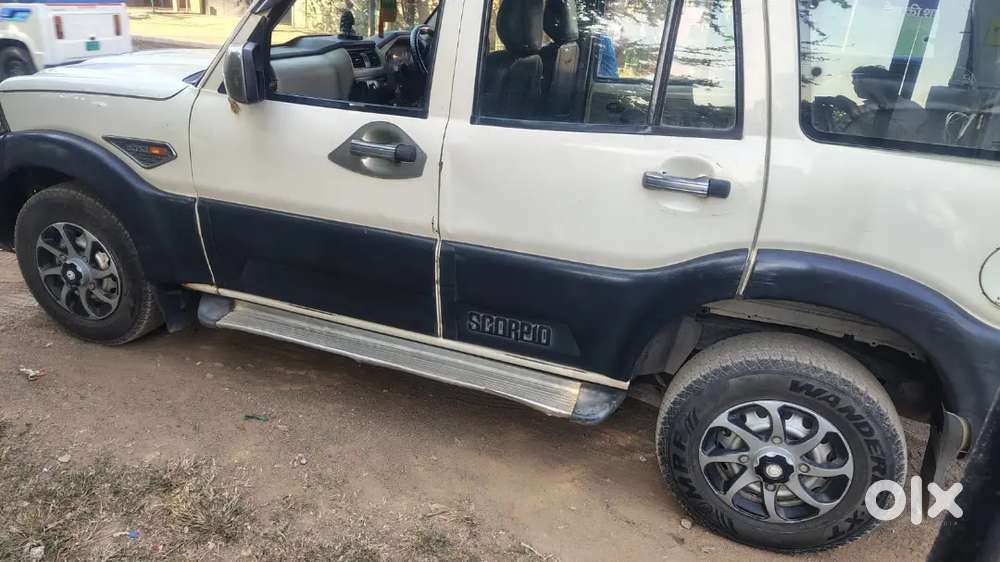 Mahindra Scorpio 2017
