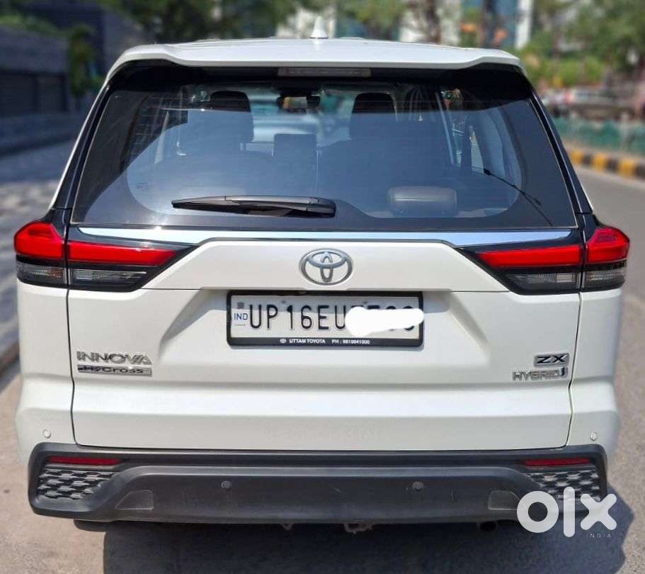 Toyota Innova Hycross 2.0 Zx (o) Hybrid 7 Str, 2025, Cng & Hybrids