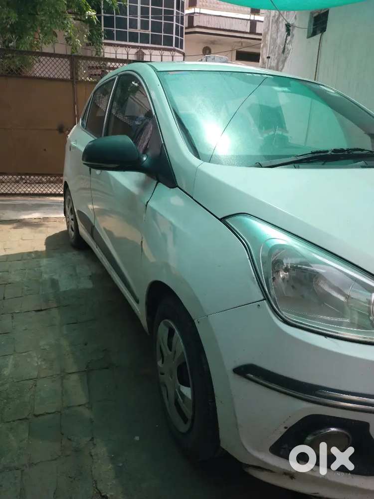 Very Good Condition Car..hyundai Xcent 2017.