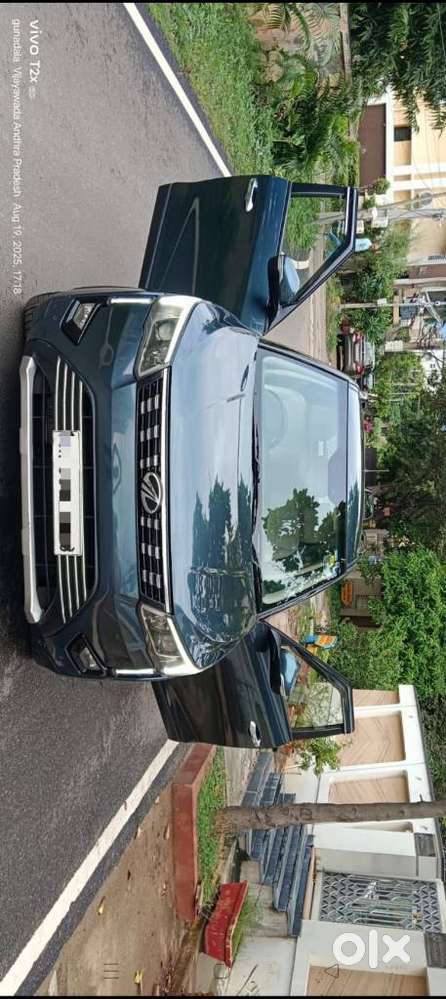 Mahindra Xuv300 W8 Option Diesel, 2021, Diesel
