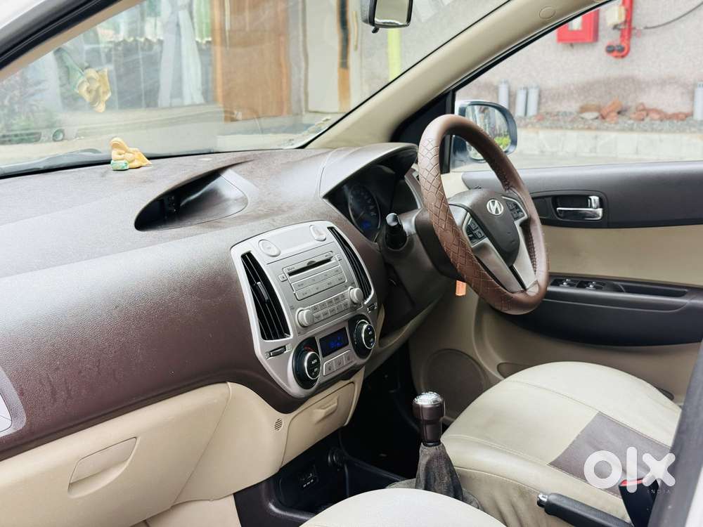 Hyundai I20 Sportz 1.2 Bs-iv, 2011, Petrol