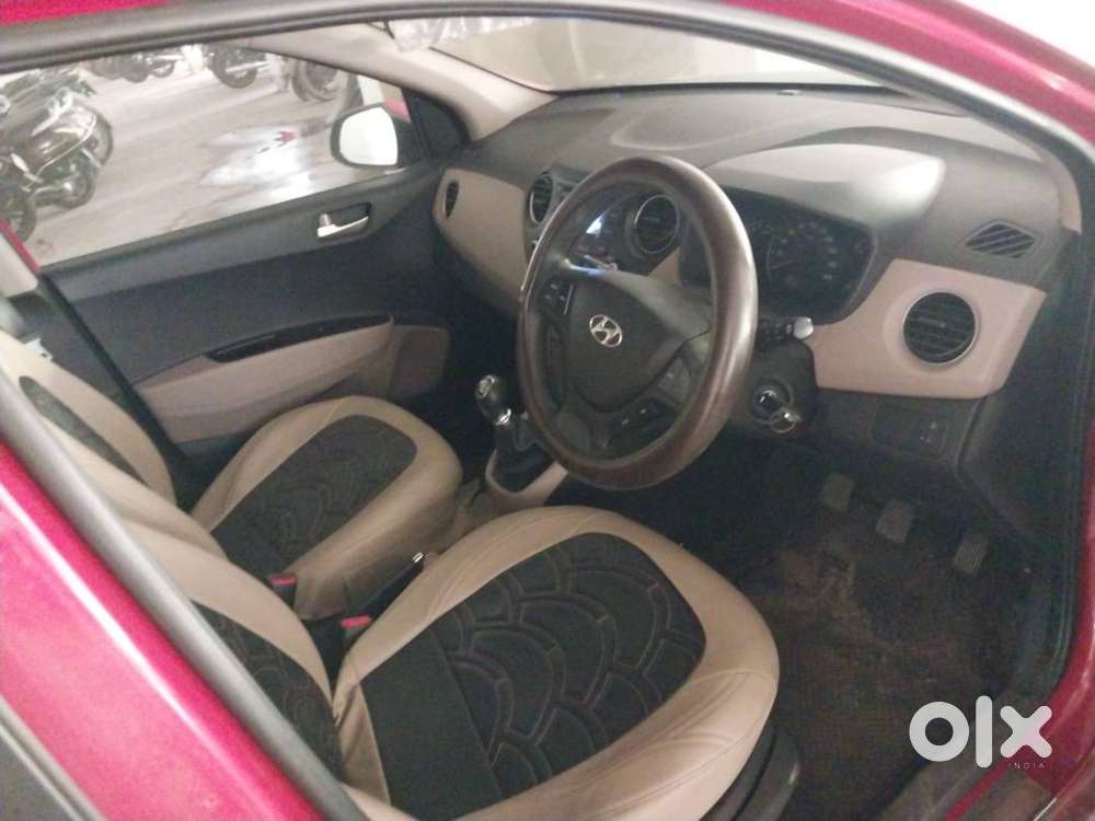 Hyundai Xcent Petrol 2015