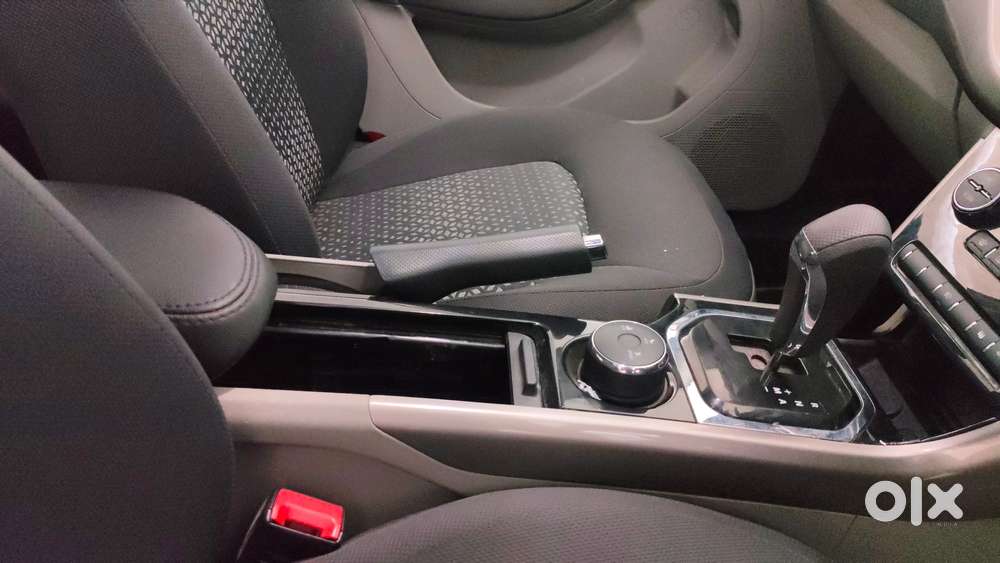 Tata Nexon 1.2 Revotron Xza Plus Dualtone, 2019, Petrol