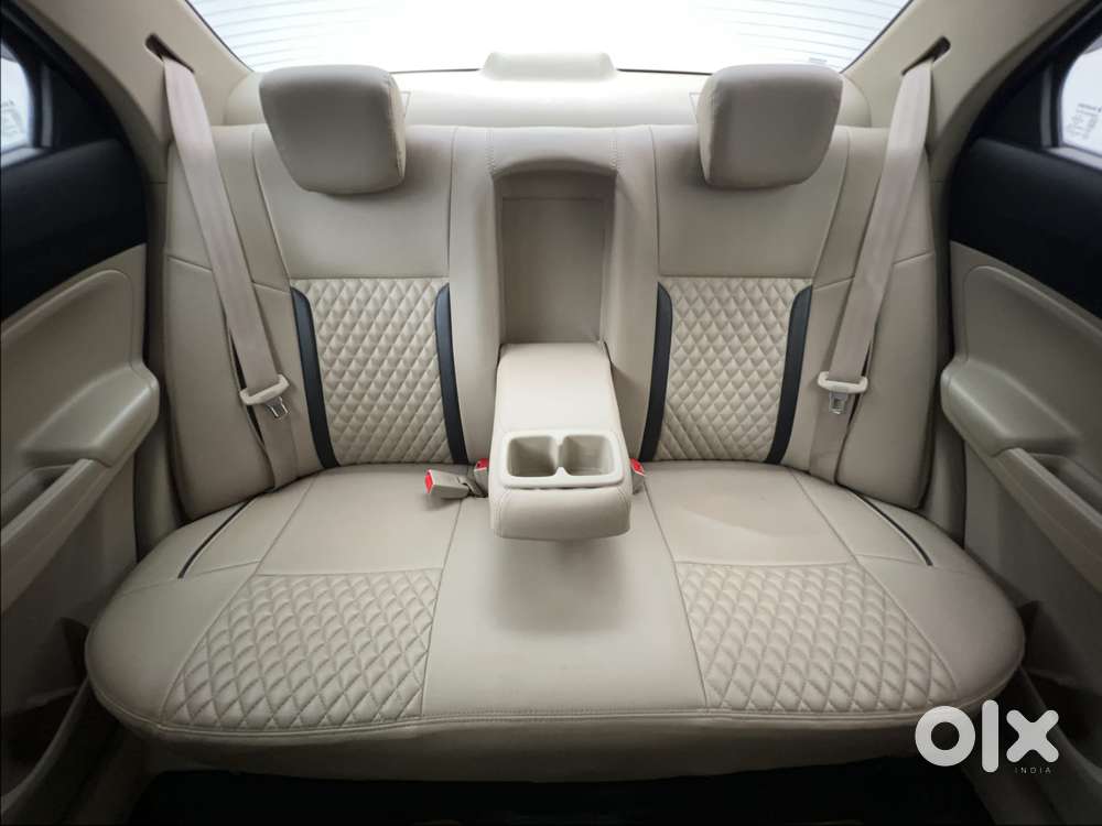 Maruti Suzuki Dzire Zxi Ags, 2022, Petrol