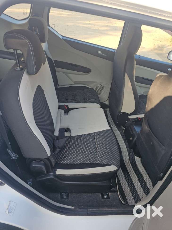 Renault Triber Rxz, 2020, Petrol