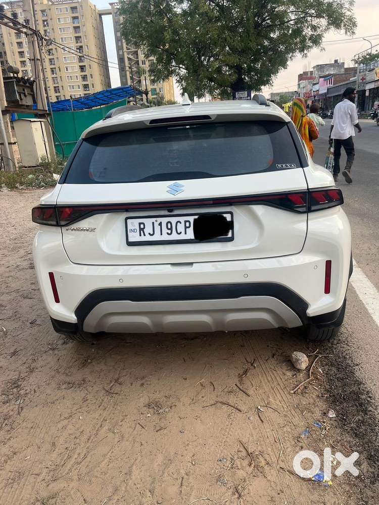 Maruti Suzuki Fronx 2025 Petrol Well Maintained