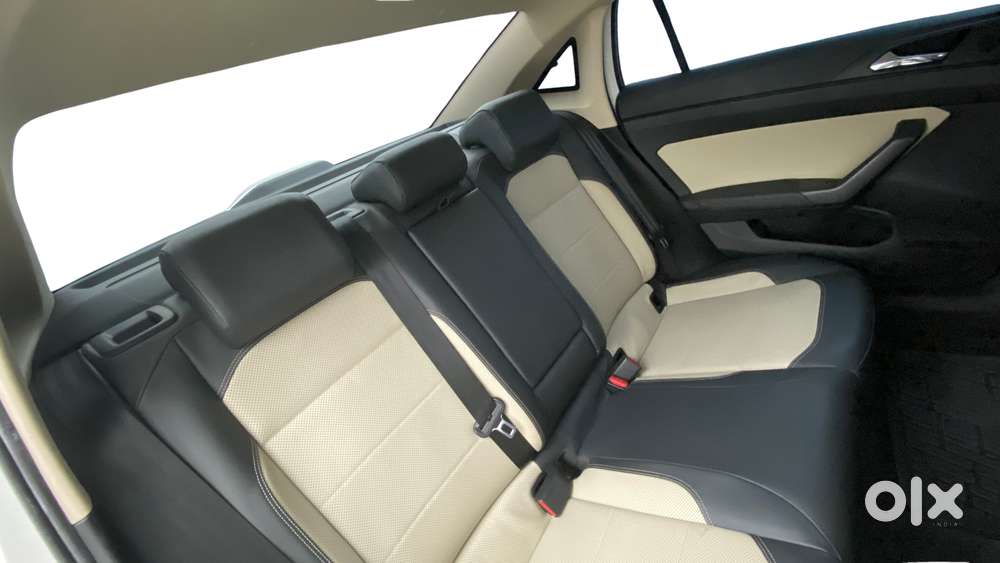 Skoda Slavia Style 1.0l Tsi Mt, 2022, Petrol