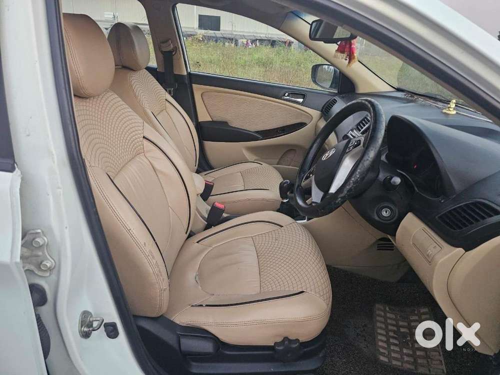 Hyundai Fluidic Verna 2013