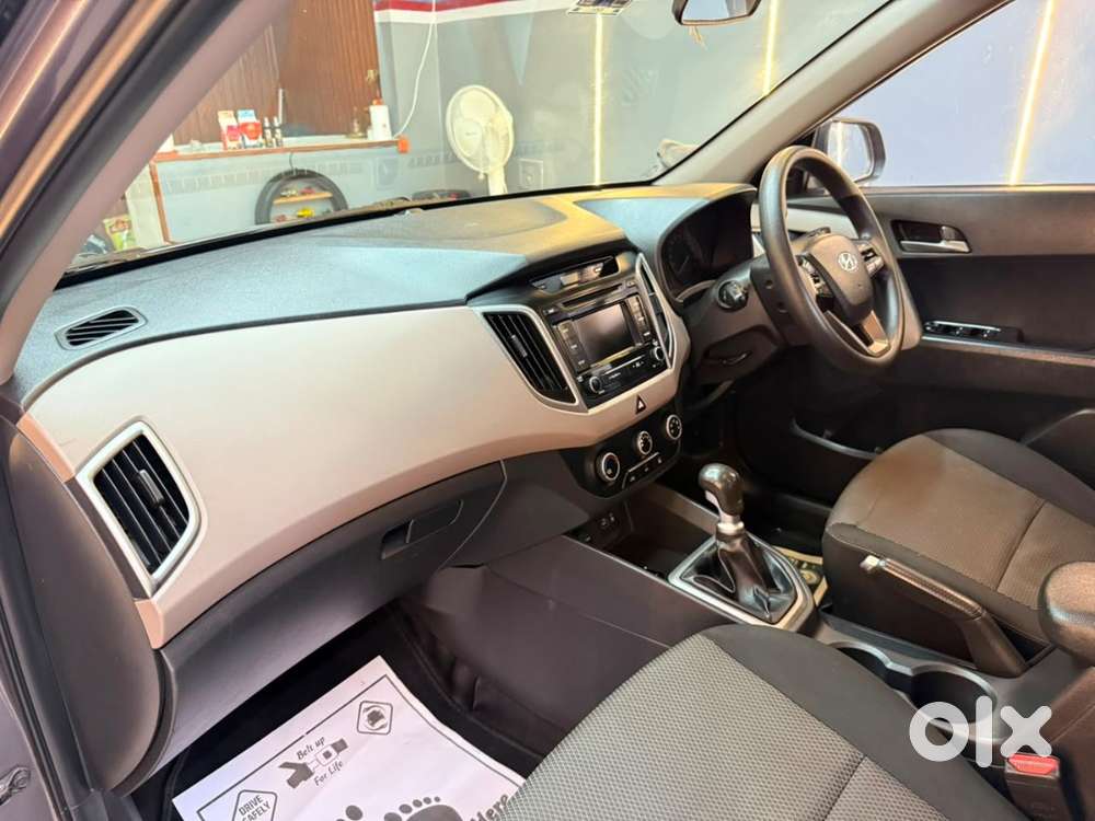 Hyundai Creta Petrol (dec 2015) – Immaculate Condition  Well Maintain