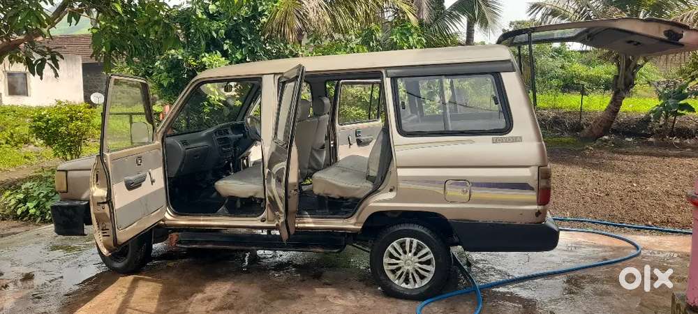 Toyota Qualis 2003 Diesel 200000 Km Driven
Tyre New 
Battery New