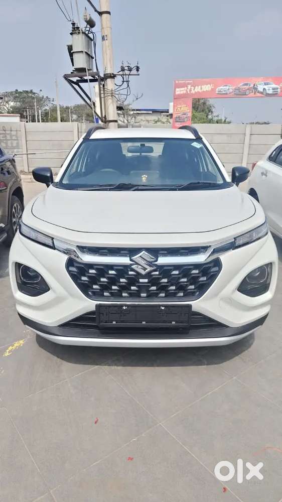 Maruti Suzuki Fronx Sigma 1.2 Cng