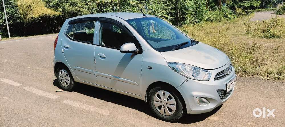 Hyundai I10 Sportz 2011 Model