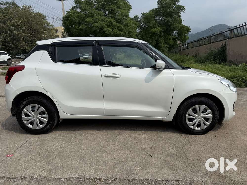 Maruti Suzuki Swift 1.2 Vxi (o), 2022, Petrol