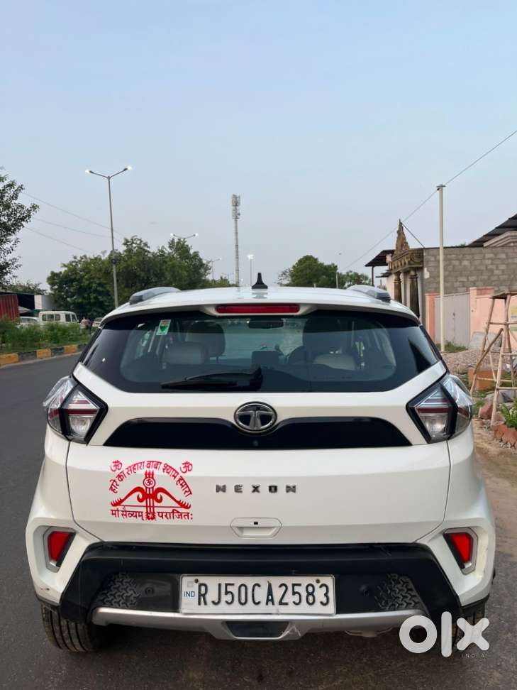Tata Nexon 1.5 Revotorq Xza Plus (l), 2023, Petrol