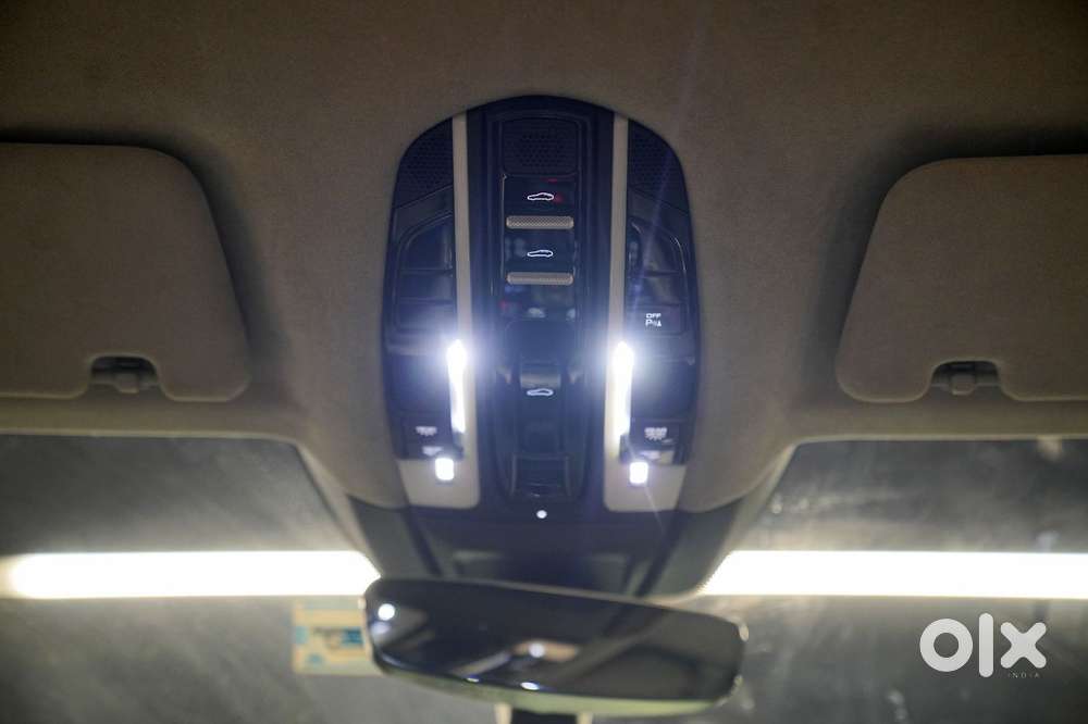 Porsche Panamera Turbo, 2018, Petrol