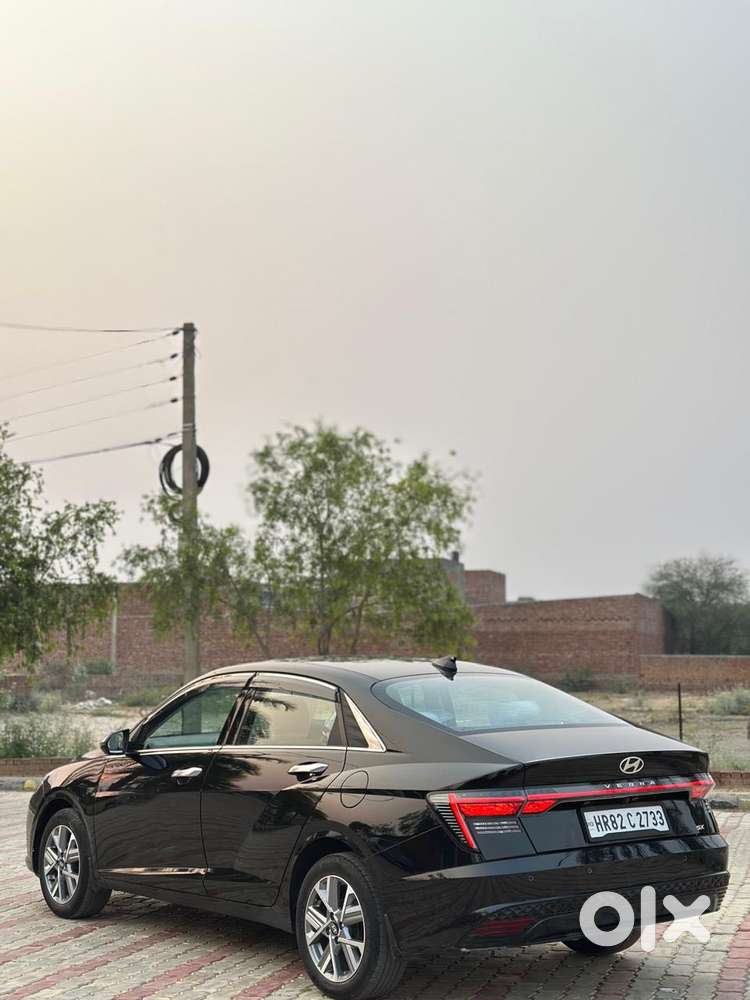 Hyundai Verna 1.5 Sx (o) Vtvt, 2023, Petrol