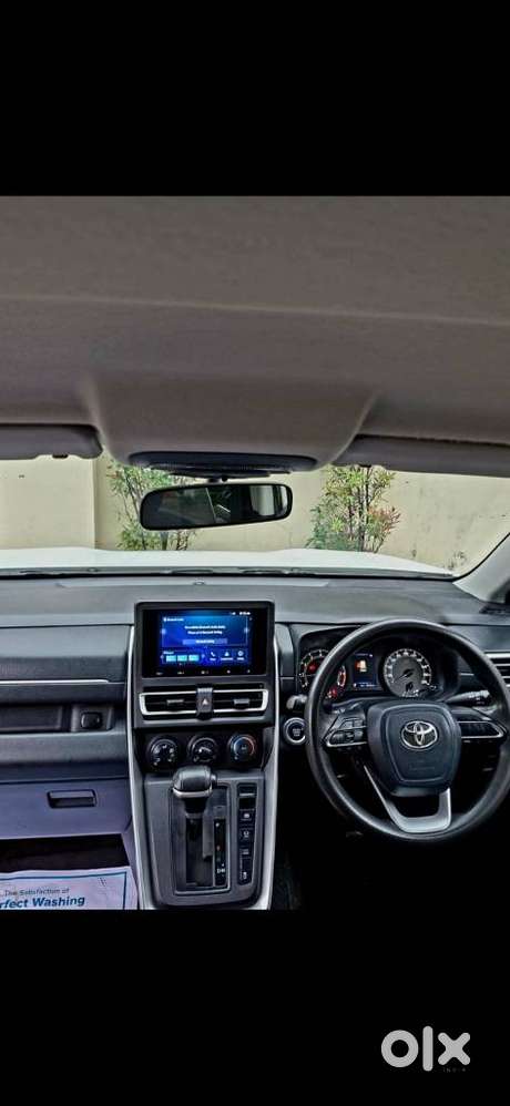 Toyota Innova Hycross 2.0 Gx 7 Str, 2023, Petrol