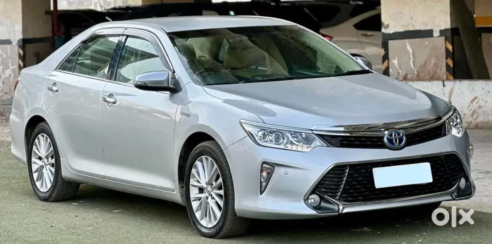 Toyota Camry 2016 Petrol Well Maintained