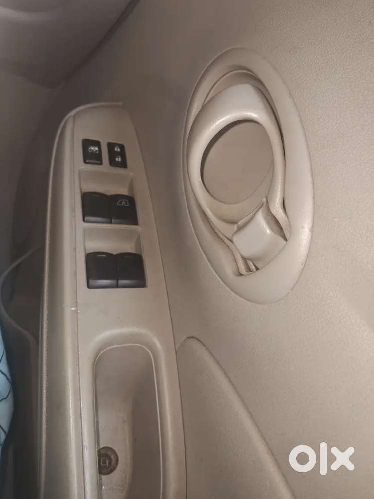 Nissan Sunny 2011,/12/petrol 52000 Km Driven