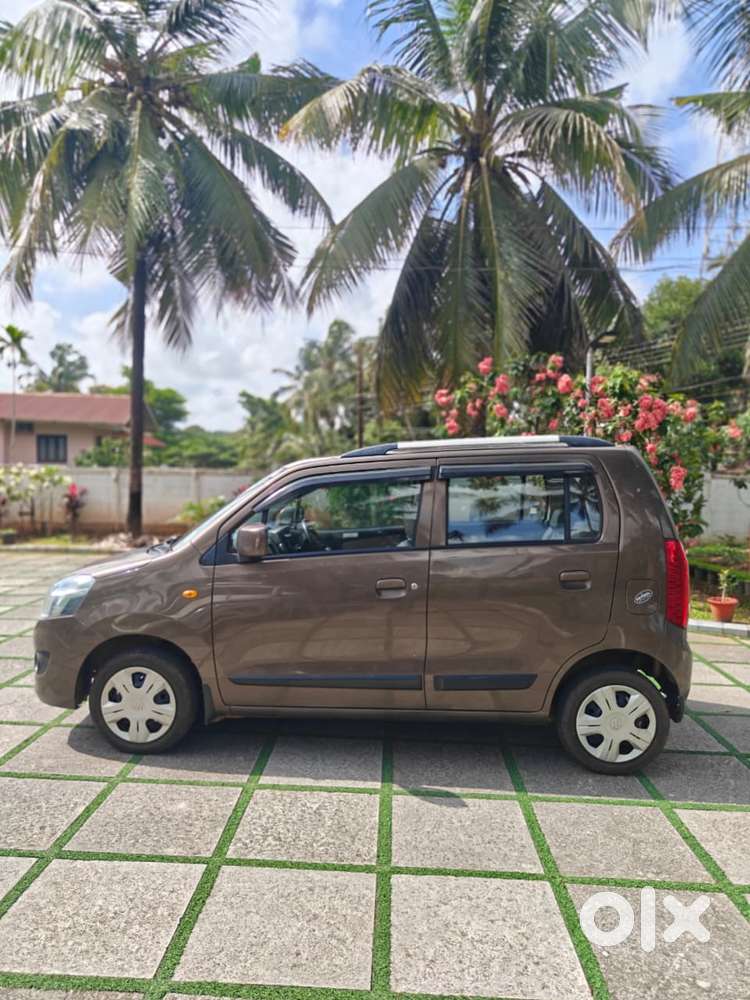 Maruti Suzuki Wagon R Amt Vxi, 2016, Petrol