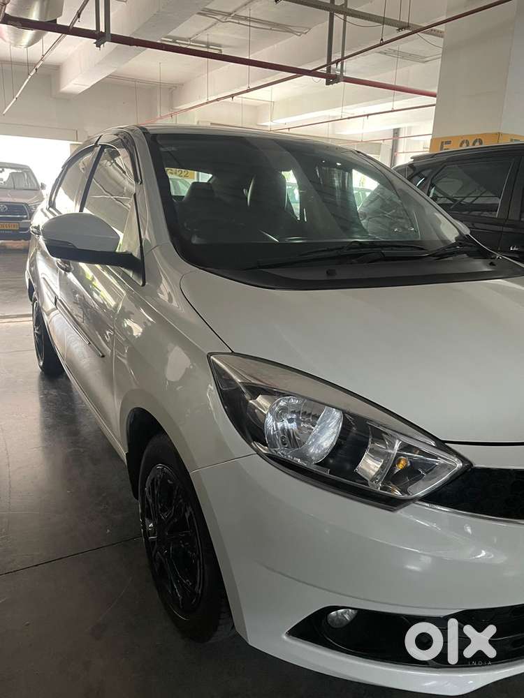 Tata Tigor Petrol 2018