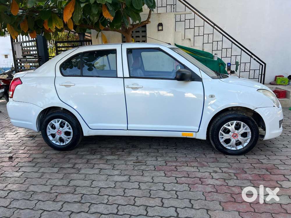 Maruti Suzuki Swift Dzire Tour Ldi, 2016, Diesel