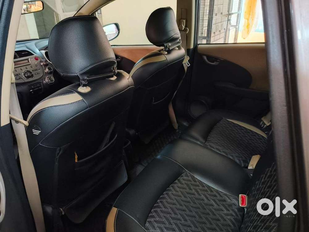 Honda Jazz 2011 Petrol 78000 Km Driven