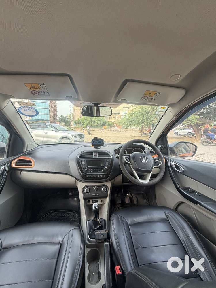 Tata Tiago 1.2 Revotron Xz (o), 2016, Petrol