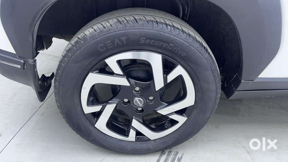 Nissan Magnite 1.0 Xv Turbo Cvt, 2023, Petrol
