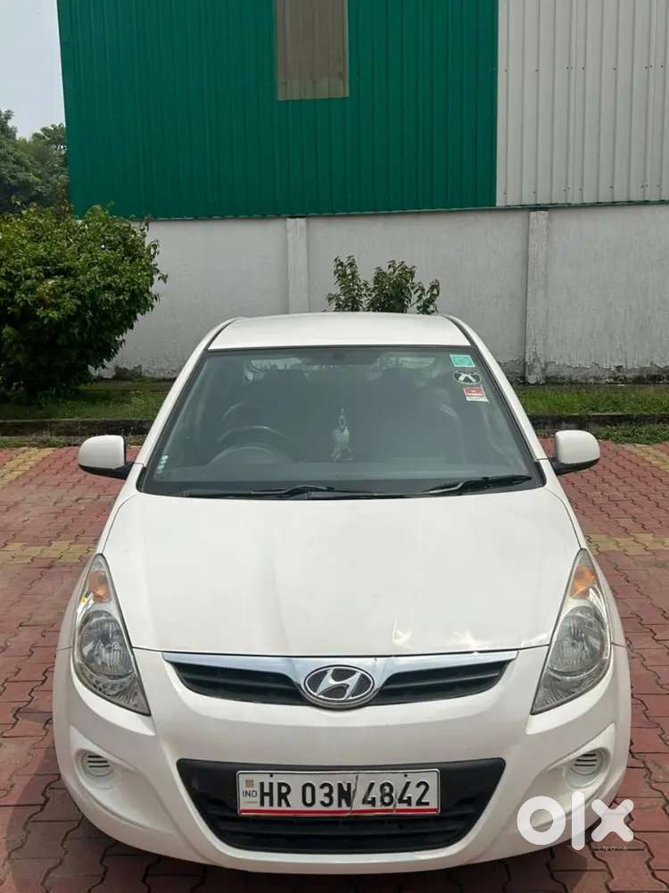 Hyundai I20 2011 Petrol Well Maintained