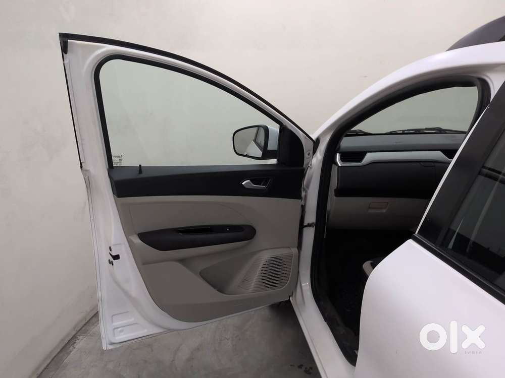 Renault Triber Rxz Easy-r Amt, 2020, Petrol