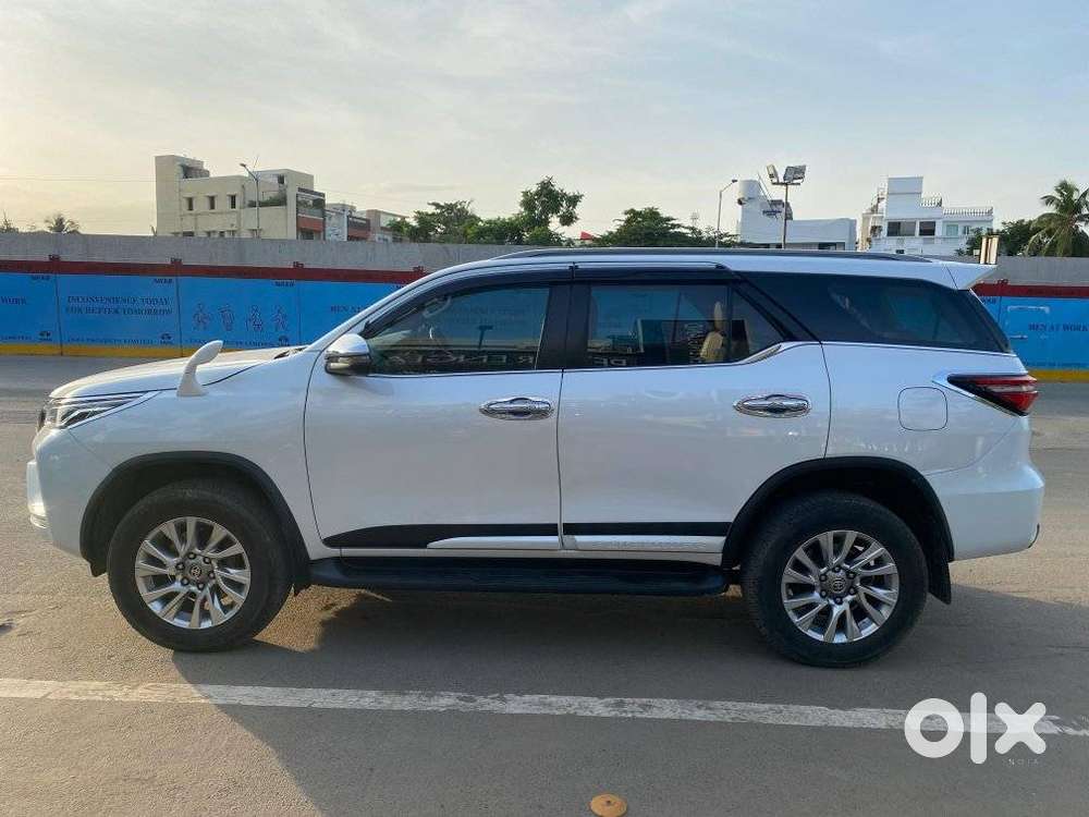 Toyota Fortuner 4x4 At, 2023, Diesel