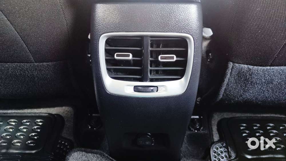 Hyundai Venue Sx Plus Turbo Dct, 2022, Petrol