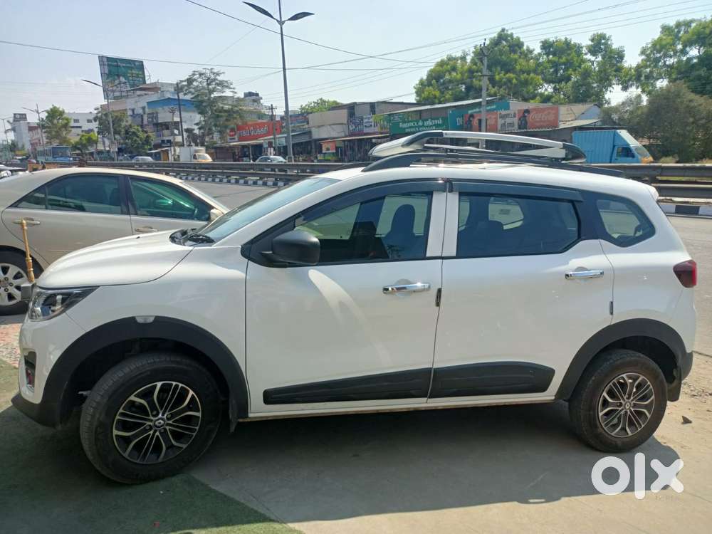 Renault Triber 1.0 Rxe, 2023, Petrol