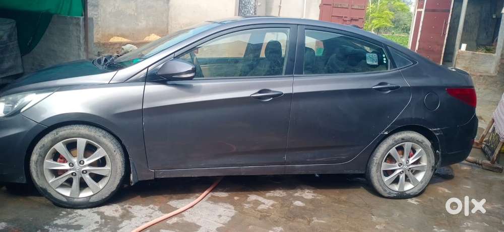Hyundai Fluidic Verna 2011