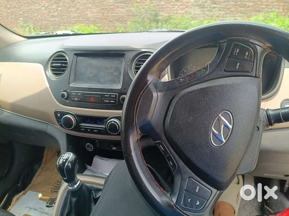 Grand I 10 Full Top Showroom Condition Car