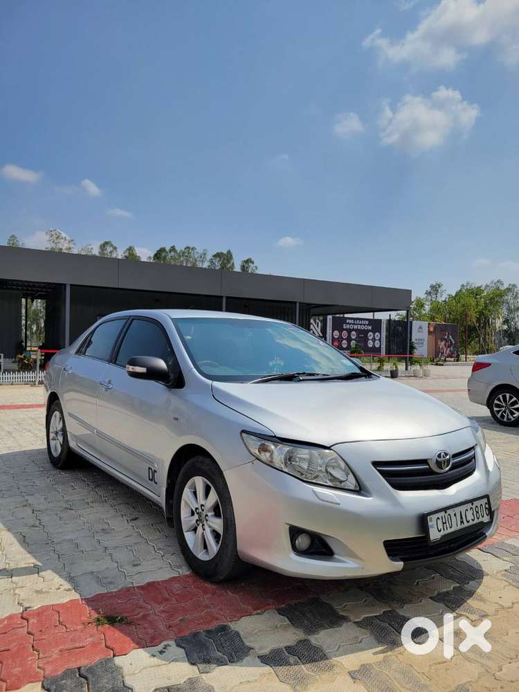 Toyota Corolla Altis 2011 Petrol 123000 Km Driven