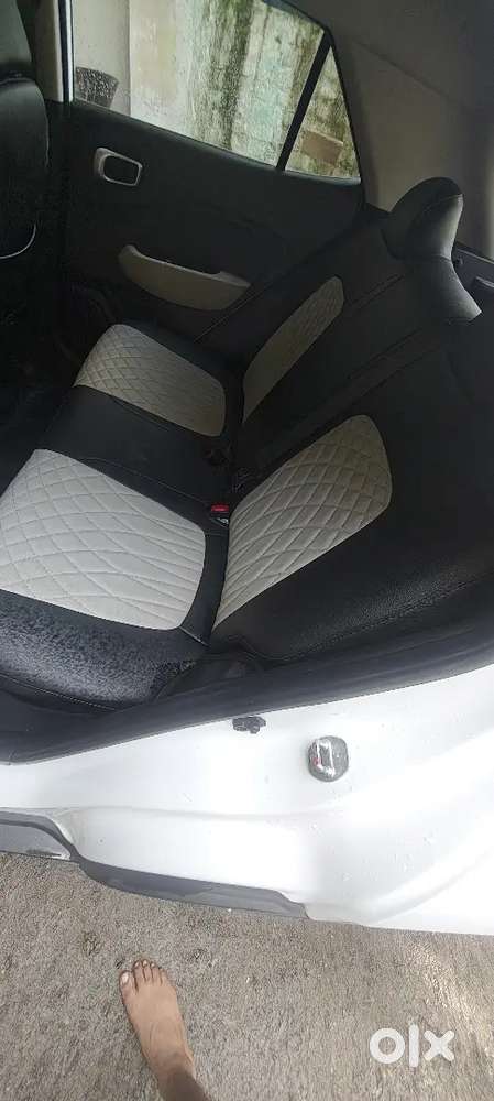 Hyundai Venue 1.2 Plus 2025 Manual