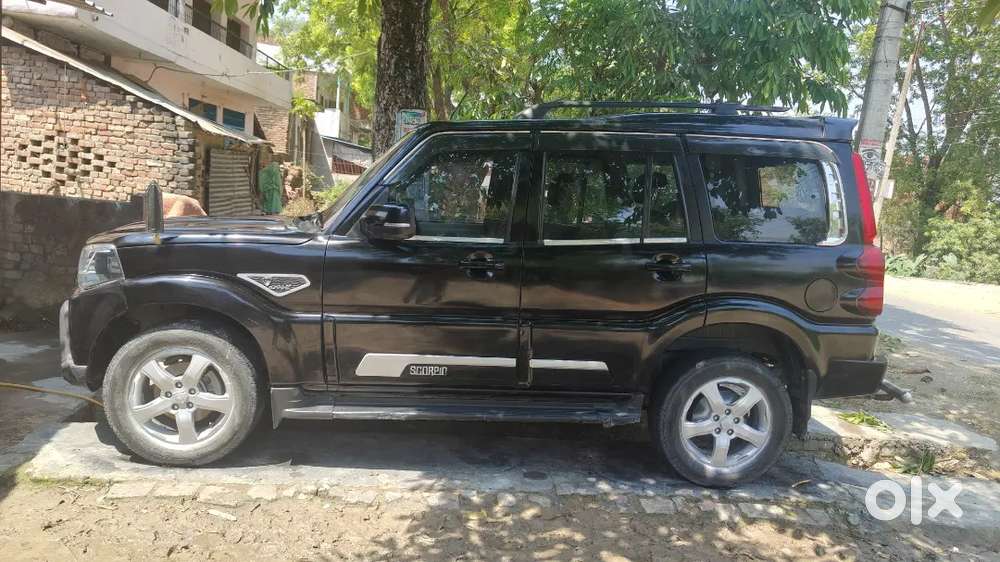 Mahindra Scorpio 2021 Diesel Well Maintained